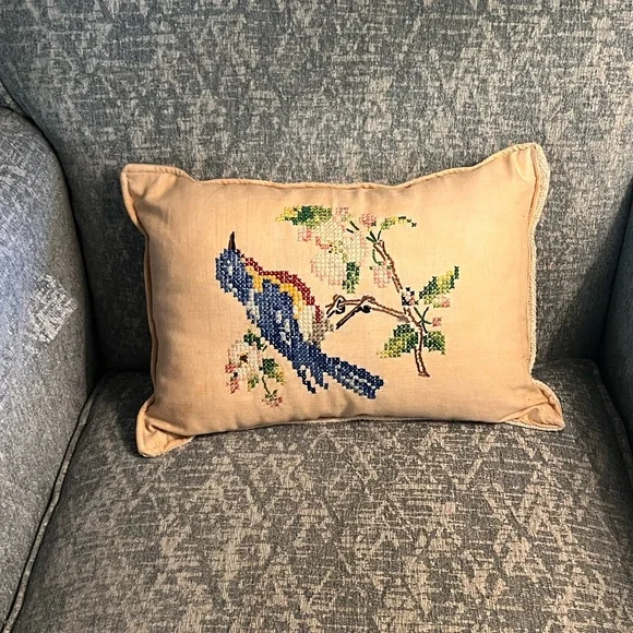 Charming Blue Bird Embroidered hand sewn vintage Pillow 10x14” Grandpacore - Picture 4 of 4